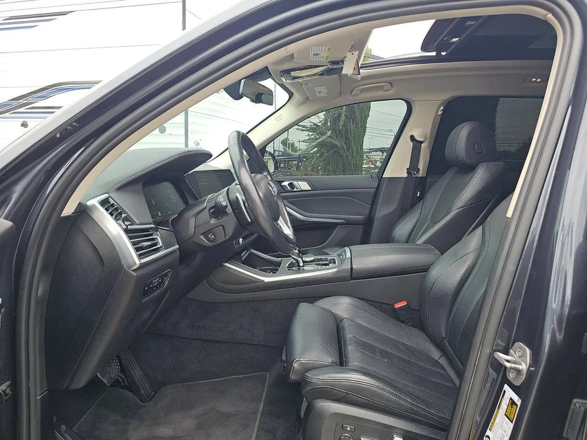 BMW X7 SPORTS ACTIVITY VEHICLE 2022