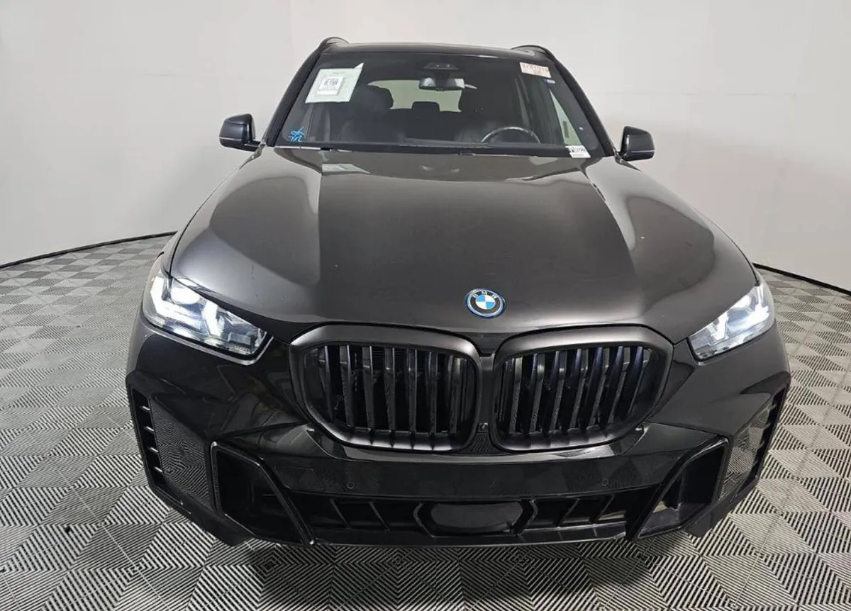 BMW X5 SPORTS HYBRID M 2024