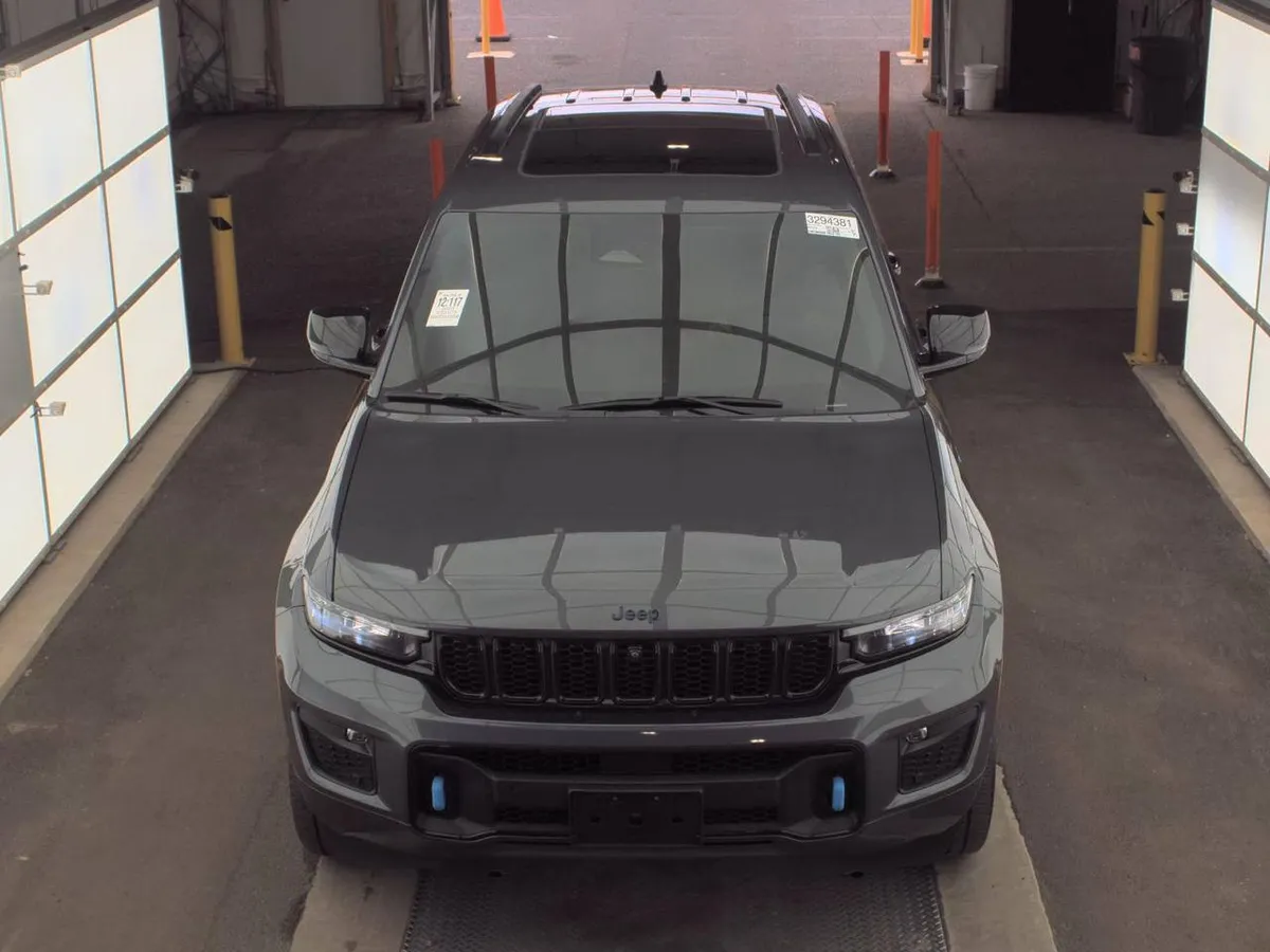 JEEP GRAND CHEROKEE 4XE 30TH 2023