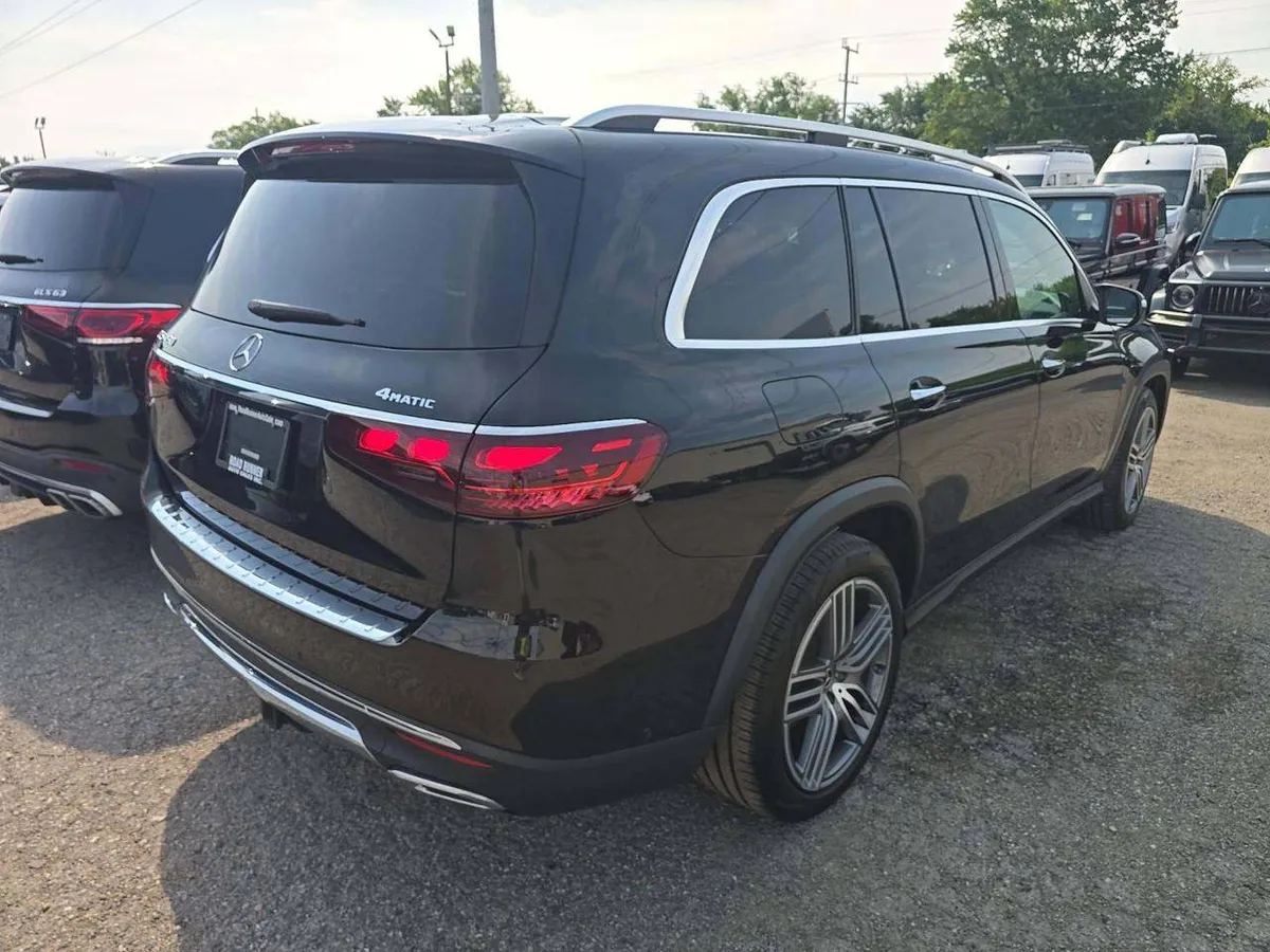 MERCEDES-BENZ GLS 450 4MATIC 2024