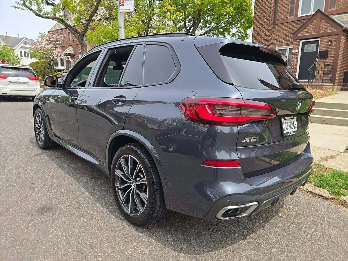 BMW X5 SPORTS ACTIVITY VEHICLE 2022