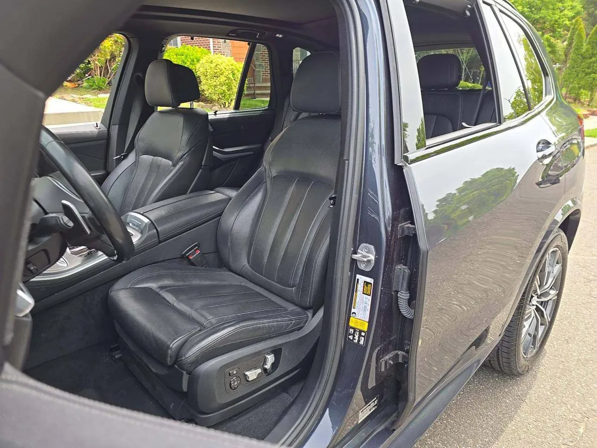 BMW X5 SPORTS ACTIVITY VEHICLE 2022