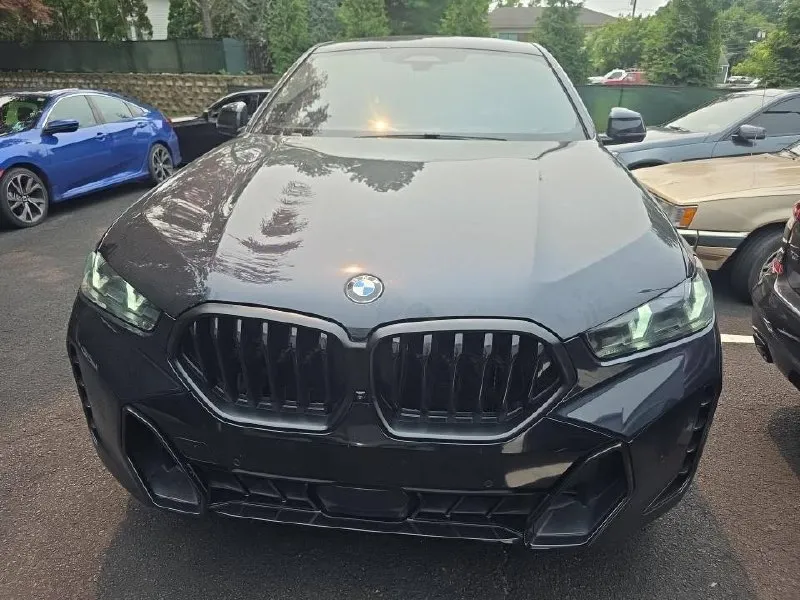 BMW X6 SPORTS ACTIVITY COUPE 2024