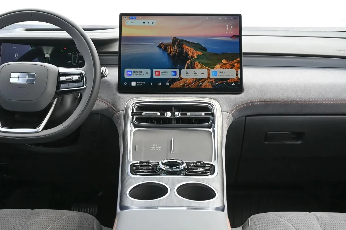 GEELY GALAXY M7 2026