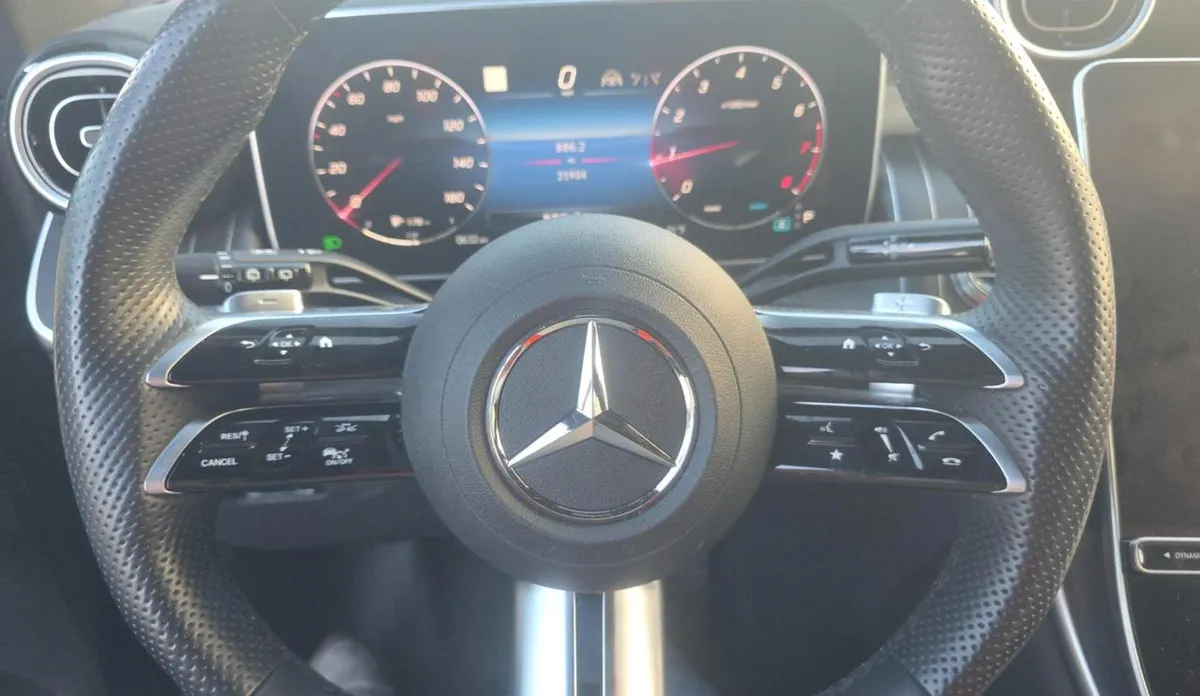 MERCEDES-BENZ GLC 300 4MATIC 2023