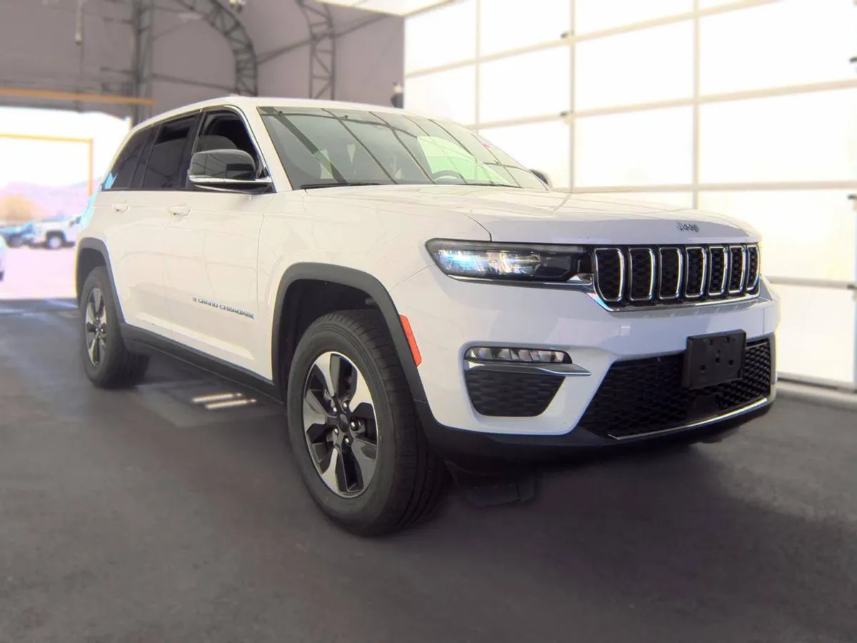JEEP GRAND CHEROKEE 4XE 2024