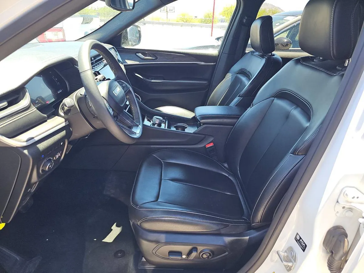JEEP GRAND CHEROKEE 4XE 2024