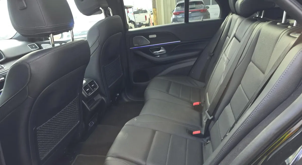 MERCEDES-BENZ GLE AMG LINE (СПОРТИВНЫЙ ОБВЕС ПЕРФОРИРОВАННЫЕ ТОРМОЗНЫЕ ДИСКИ) NIGHT PACKAGE (ЧЕРНЫЕ ЭЛЕМЕНТЫ ЭКСТЕРЬЕР 2024