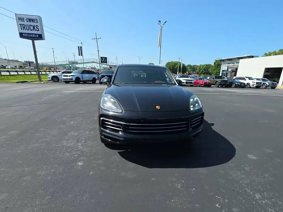 PORSCHE CAYENNE 2022