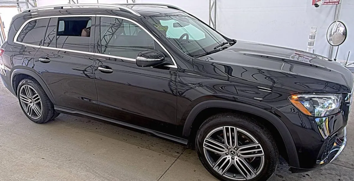MERCEDES-BENZ GLS 7-МЕСТНЫЙ САЛОН (2+3+2) ПОДОГРЕВ И ВЕНТИЛЯЦИЯ ПЕРЕДНИХ СИДЕНИЙ С ПАМЯТЬЮ ПОДОГРЕВ РУЛЯ ПАНОРАМНАЯ КР 2024