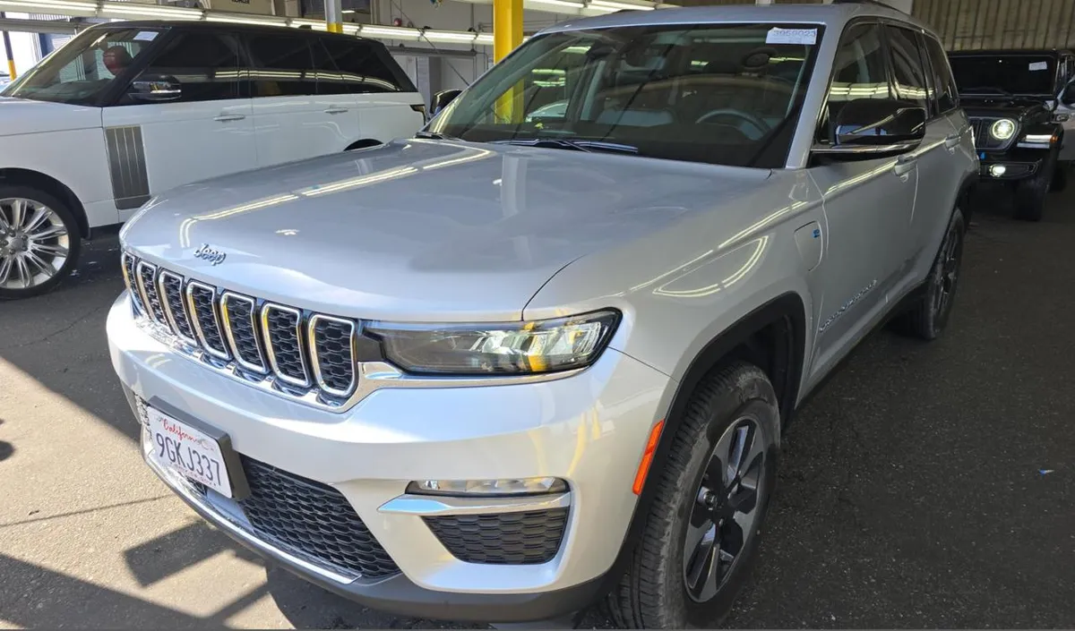 JEEP GRAND CHEROKEE 4XE 2023