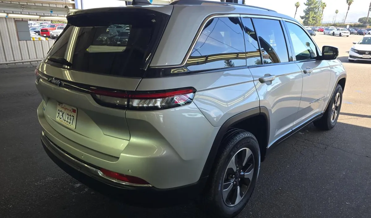 JEEP GRAND CHEROKEE 4XE 2023