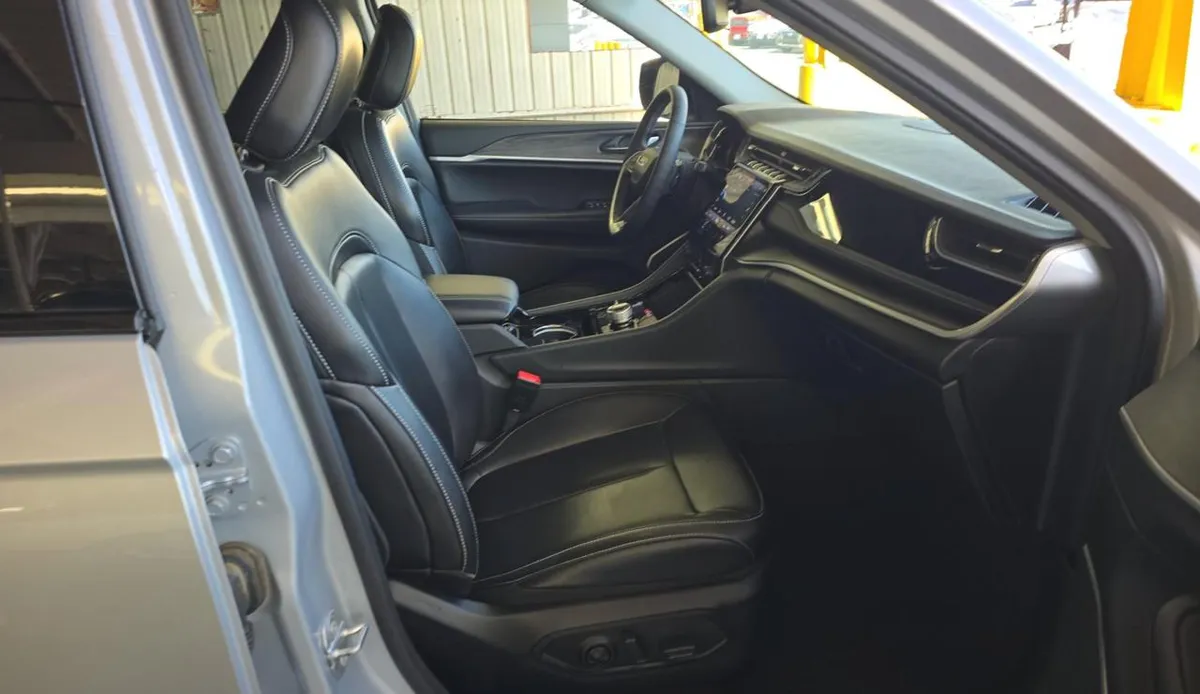 JEEP GRAND CHEROKEE 4XE 2023
