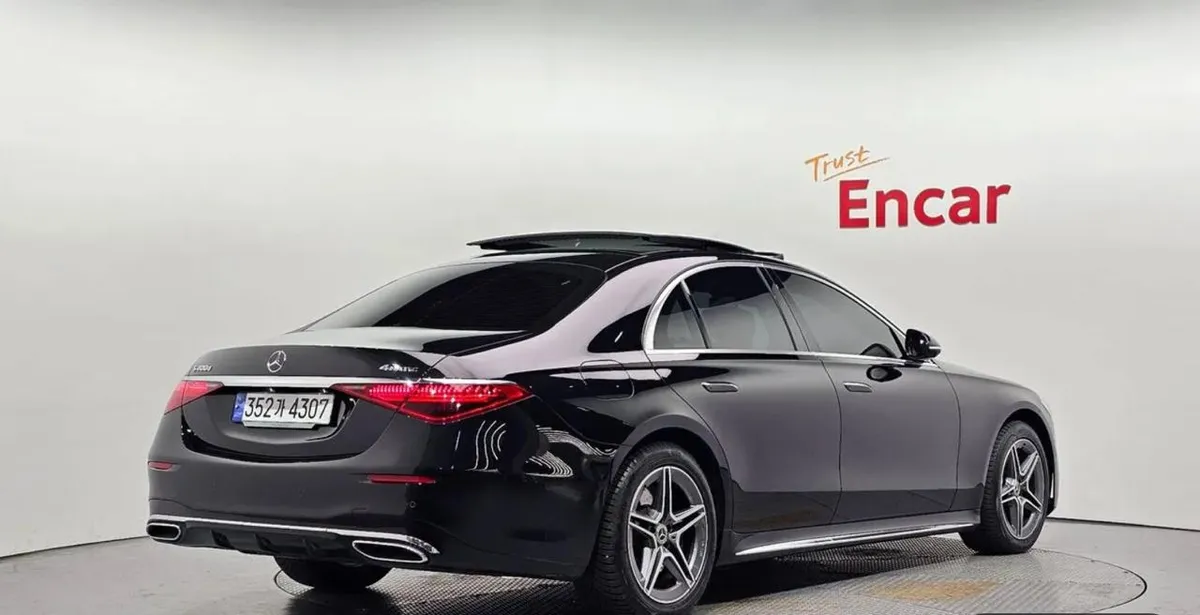 MERCEDES-BENZ S400 2023