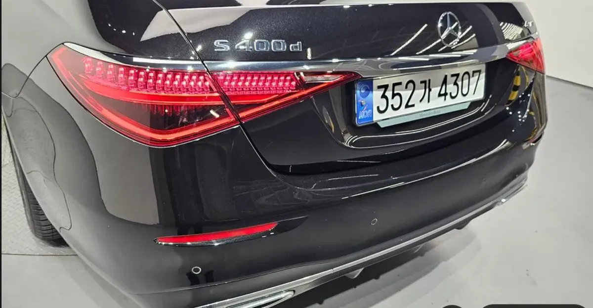 MERCEDES-BENZ S400 2023