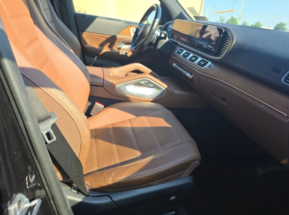 MERCEDES-BENZ GLS 7-МЕСТНЫЙ САЛОН (2+3+2) ПОДОГРЕВ И ВЕНТИЛЯЦИЯ ПЕРЕДНИХ СИДЕНИЙ С ПАМЯТЬЮ ПОДОГРЕВ РУЛЯ ПАНОРАМНАЯ КР 2024