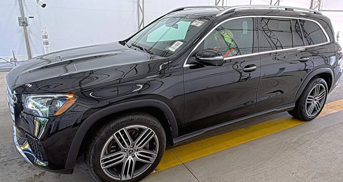 MERCEDES-BENZ GLS 7-МЕСТНЫЙ САЛОН (2+3+2) ПОДОГРЕВ И ВЕНТИЛЯЦИЯ ПЕРЕДНИХ СИДЕНИЙ С ПАМЯТЬЮ ПОДОГРЕВ РУЛЯ ПАНОРАМНАЯ КР 2024