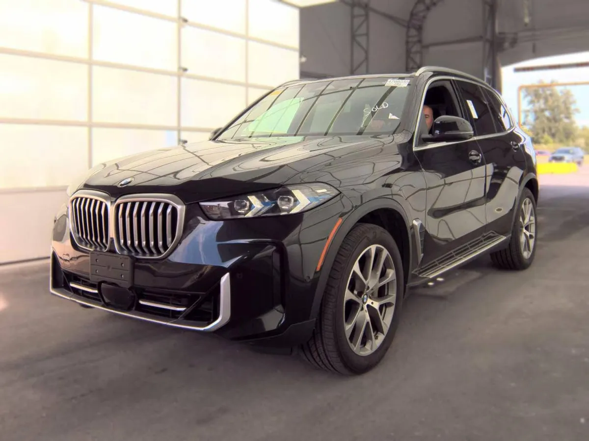 BMW X5 SPORTS ACTIVITY VEHICLE 2024