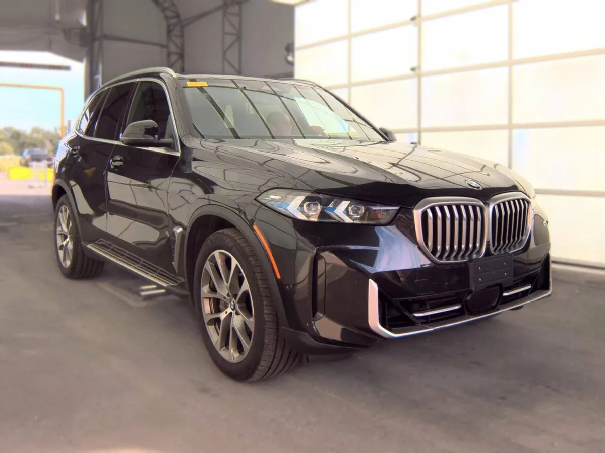 BMW X5 SPORTS ACTIVITY VEHICLE 2024