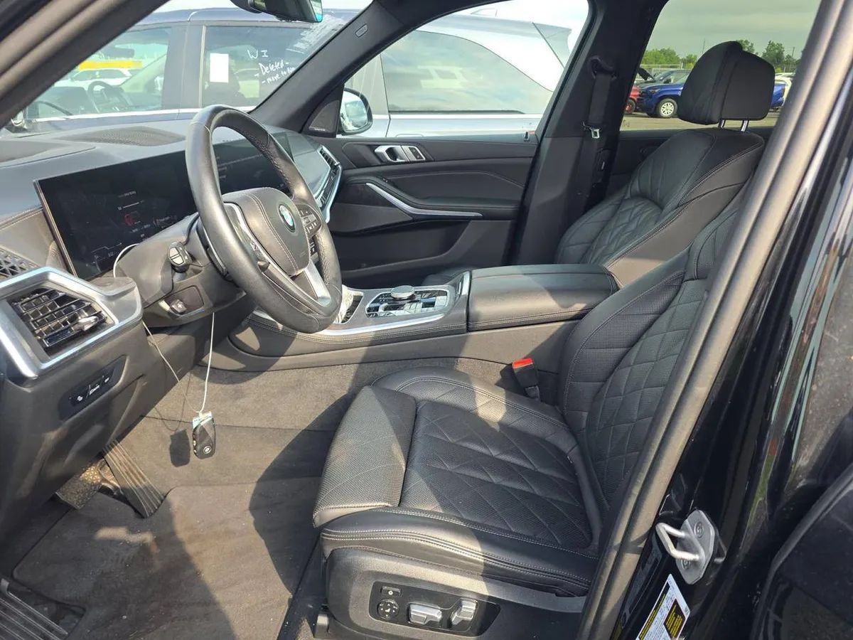 BMW X5 SPORTS ACTIVITY VEHICLE 2024