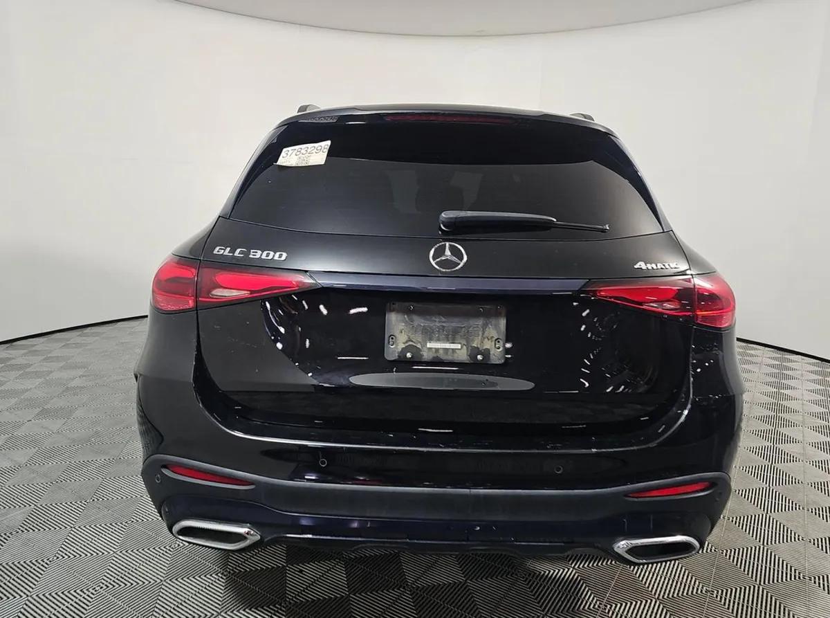MERCEDES-BENZ GLC 300 4MATIC 2023