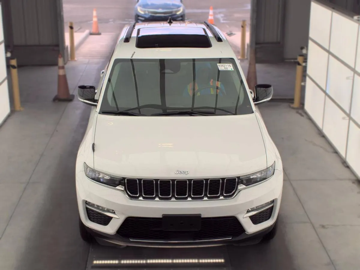 JEEP GRAND CHEROKEE 2023