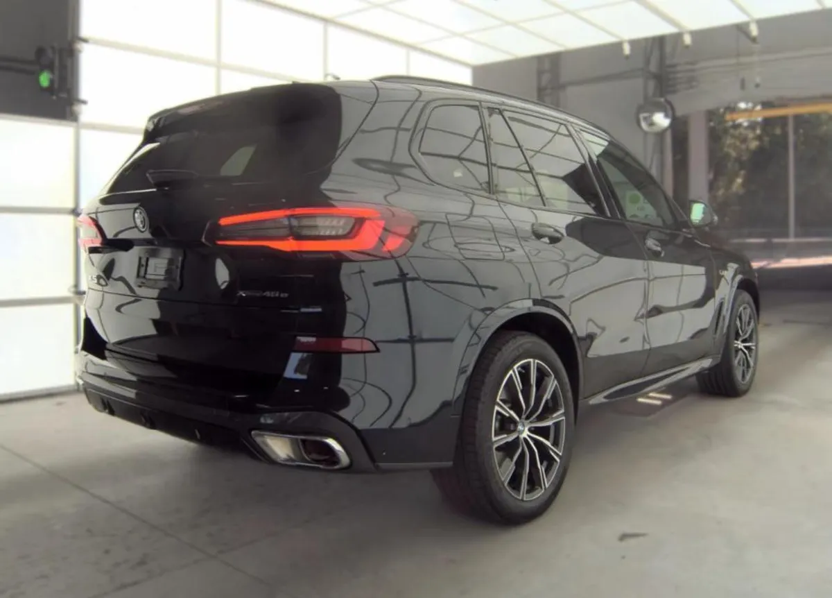 BMW X5 SPORTS ACTIVITY VEHICLE 2023