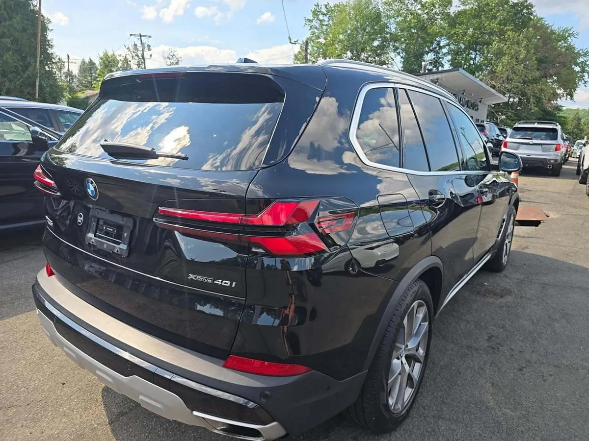 BMW X5 SPORTS ACTIVITY VEHICLE 2024