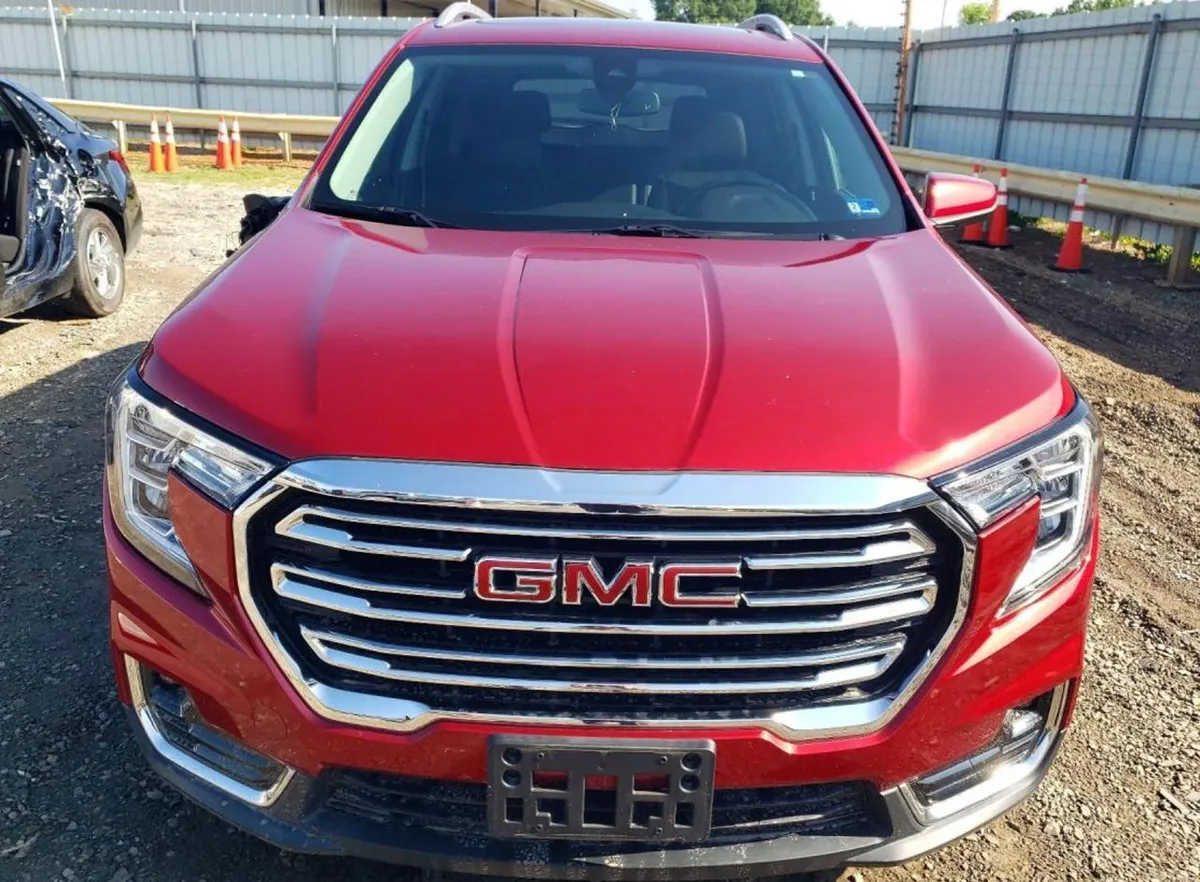 GMC TERRAIN SLT 2022
