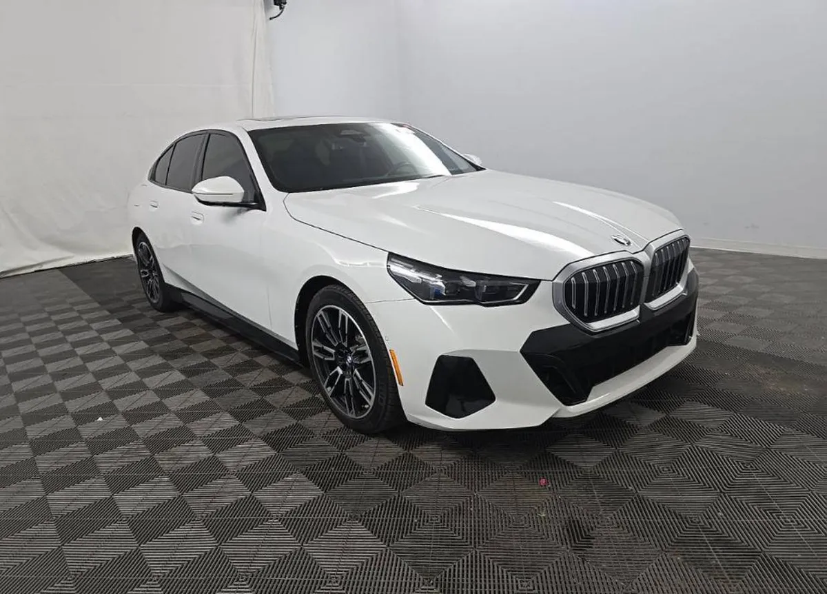 BMW 5 SERIES SEDAN 530I 2024