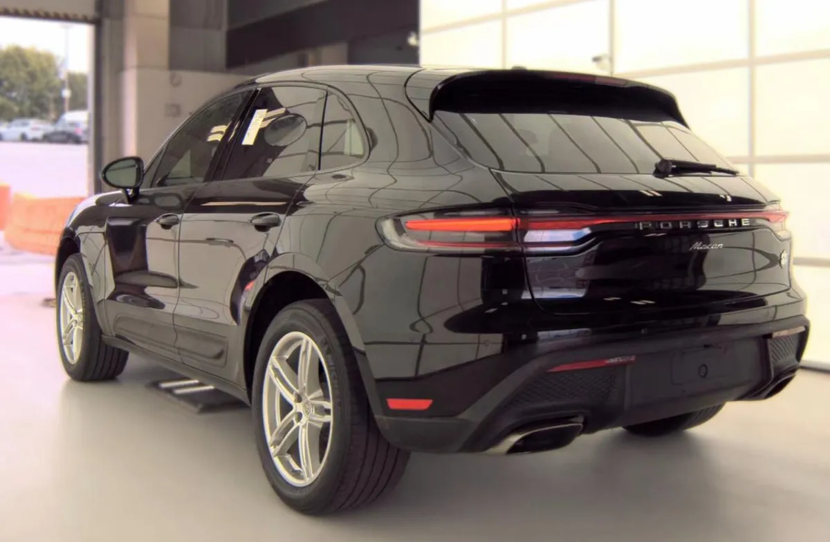 PORSCHE MACAN PREMIUM 2022