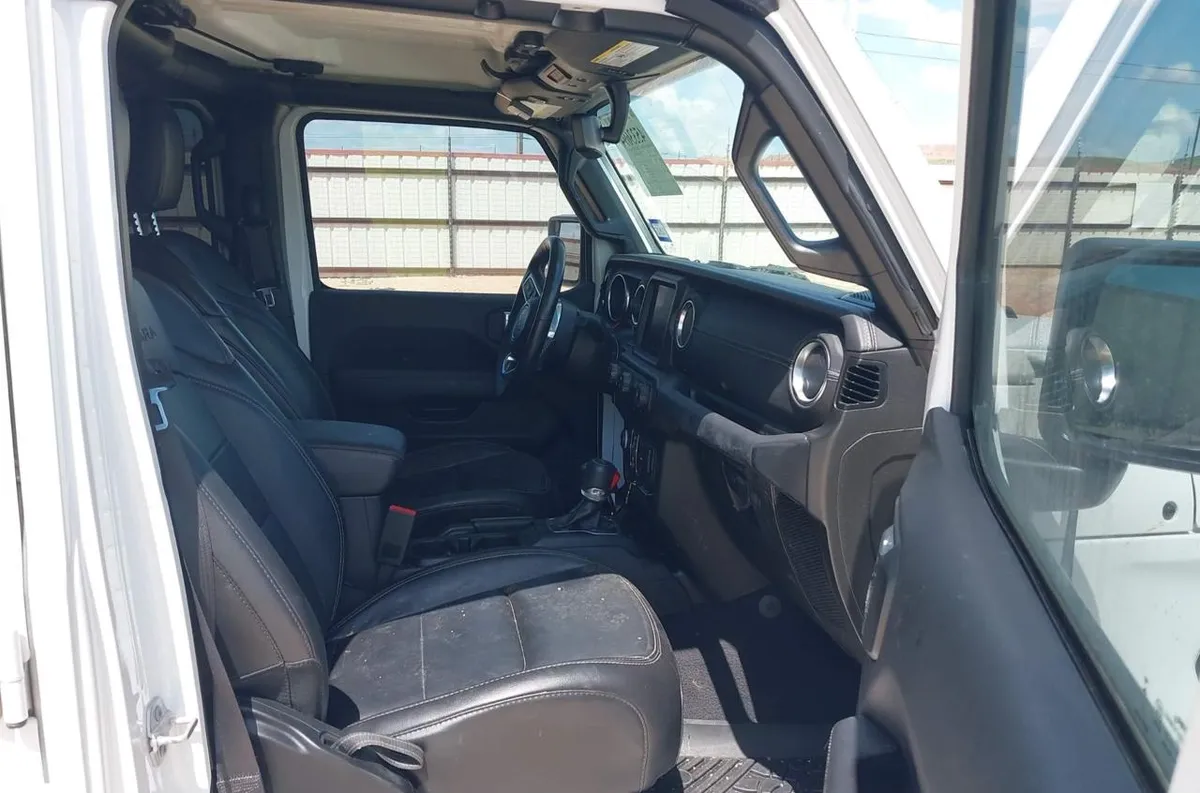 JEEP WRANGLER SAHARA 4X4 2023