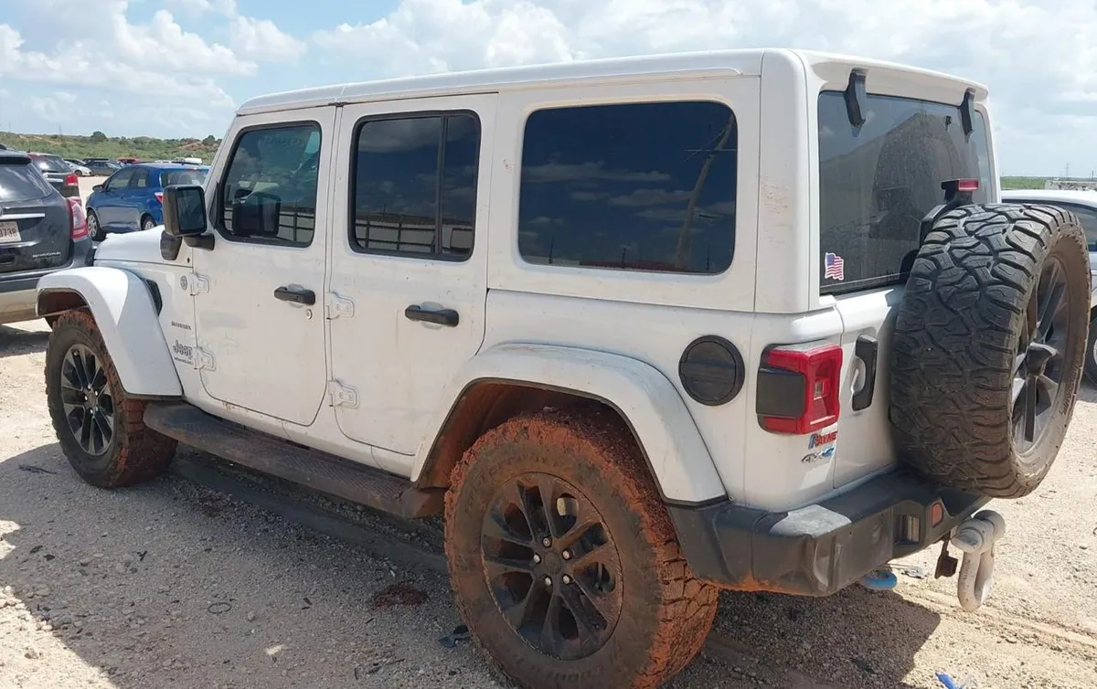JEEP WRANGLER SAHARA 4X4 2023
