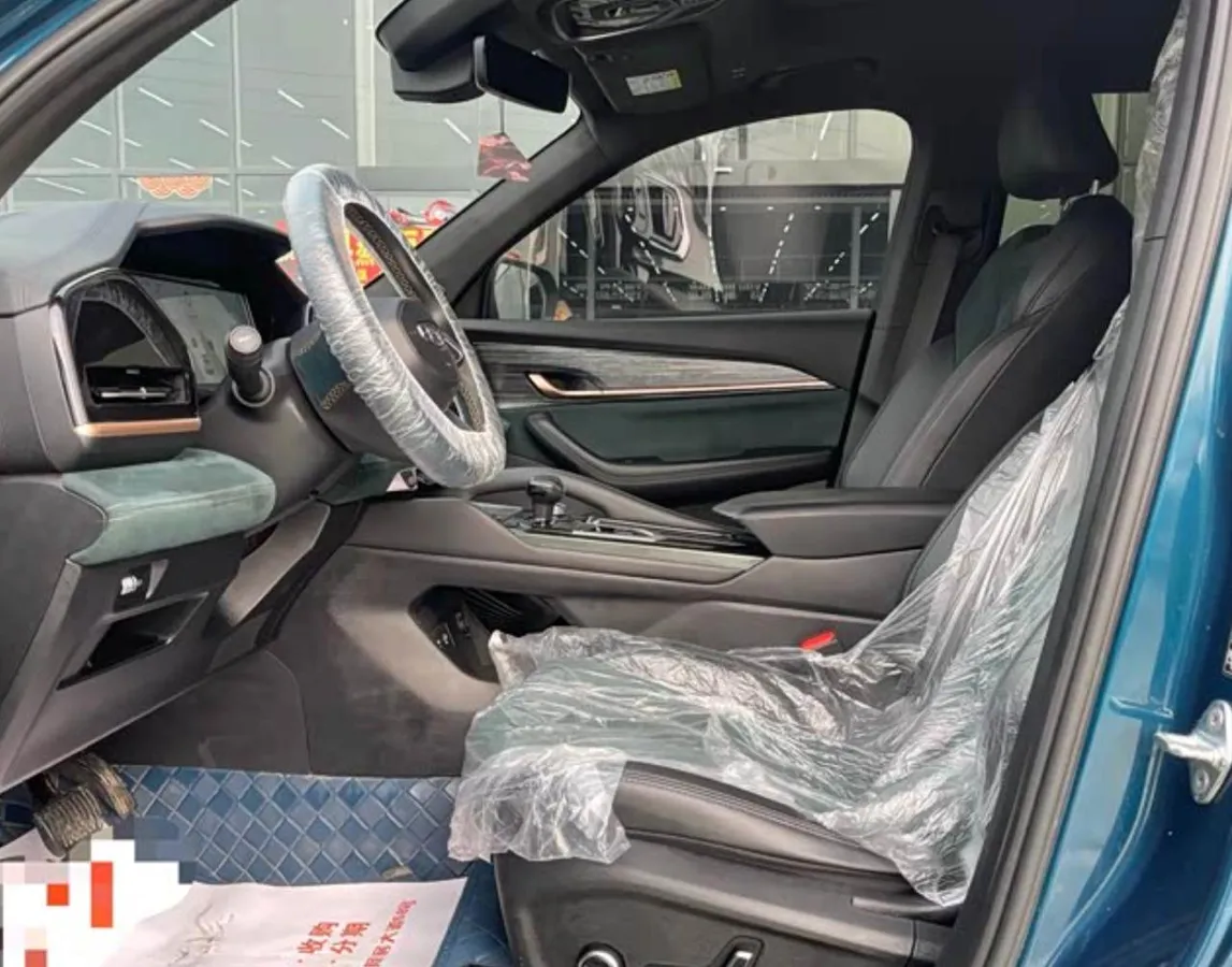 GEELY XINGYUE L 2022