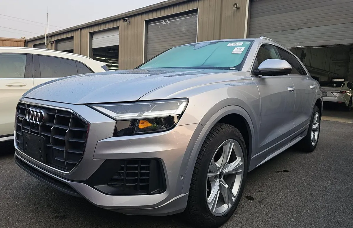 AUDI Q8 PREMIUM 2022