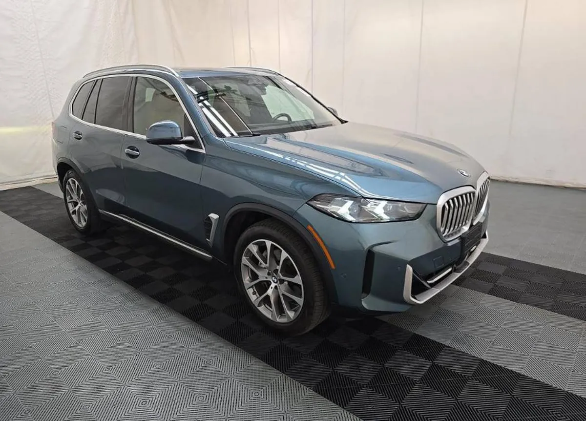 BMW X5 SPORTS ACTIVITY VEHICLE 2024