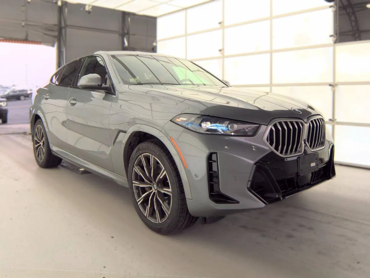 BMW X6 SPORTS ACTIVITY COUPE 2025
