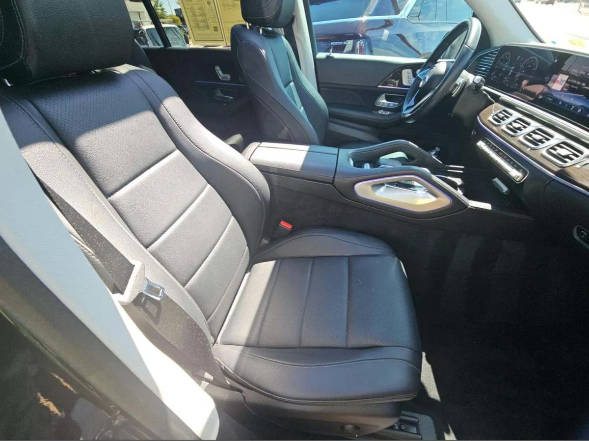 MERCEDES-BENZ GLS 450 2024