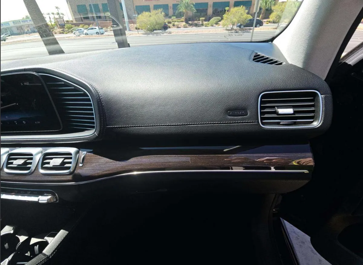 MERCEDES-BENZ GLS 450 2024