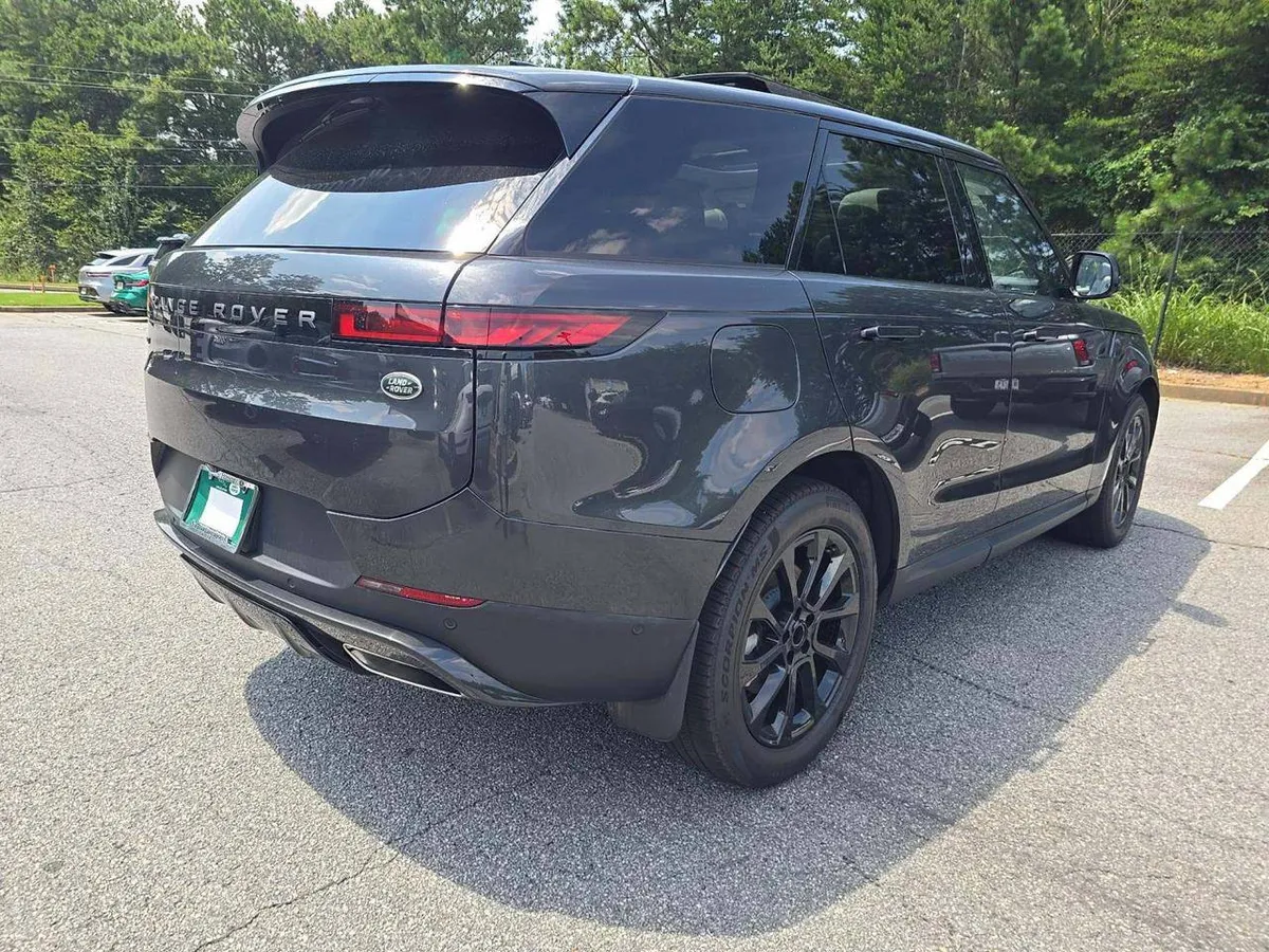 LAND ROVER RANGE ROVER SPORT SE 2023