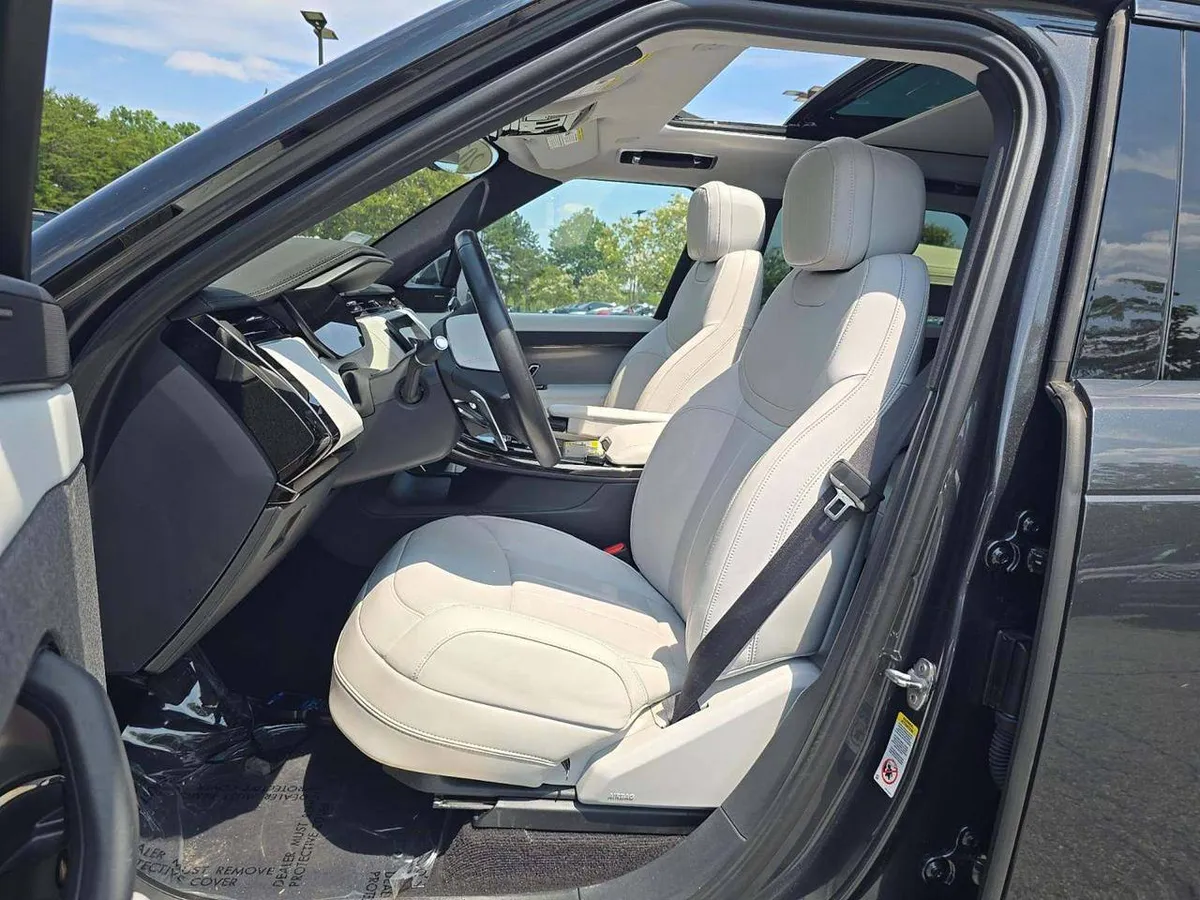 LAND ROVER RANGE ROVER SPORT SE 2023