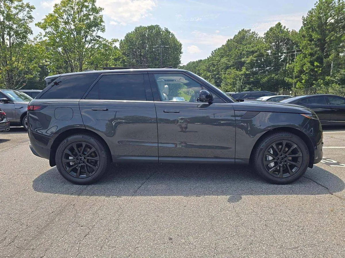 LAND ROVER RANGE ROVER SPORT SE 2023