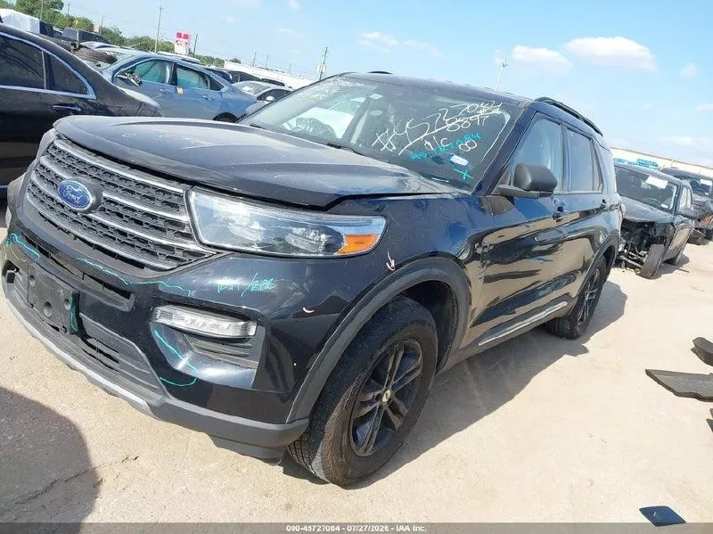 FORD EXPLORER XLT 2022