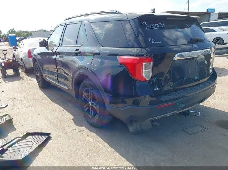 FORD EXPLORER XLT 2022