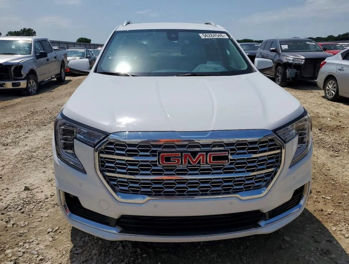 GMC TERRAIN DENALI 2023