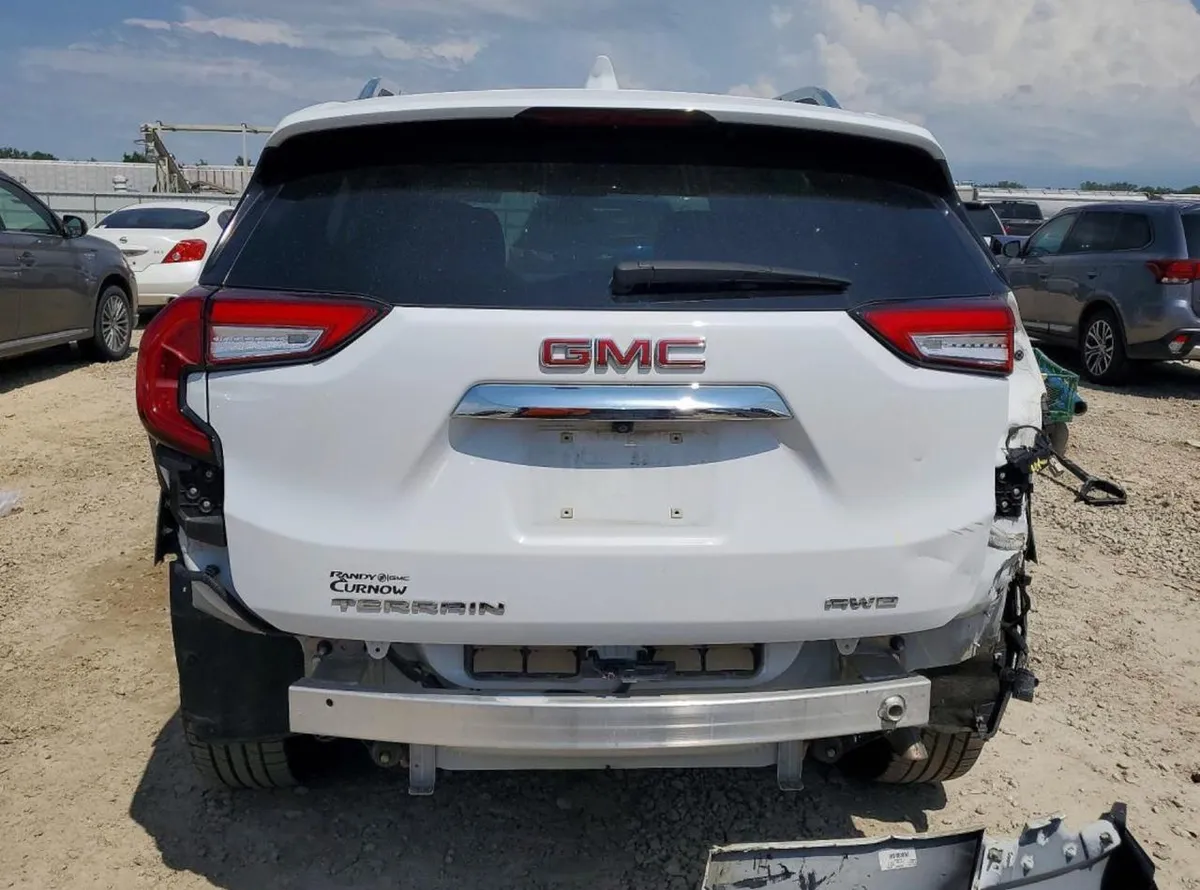 GMC TERRAIN DENALI 2023