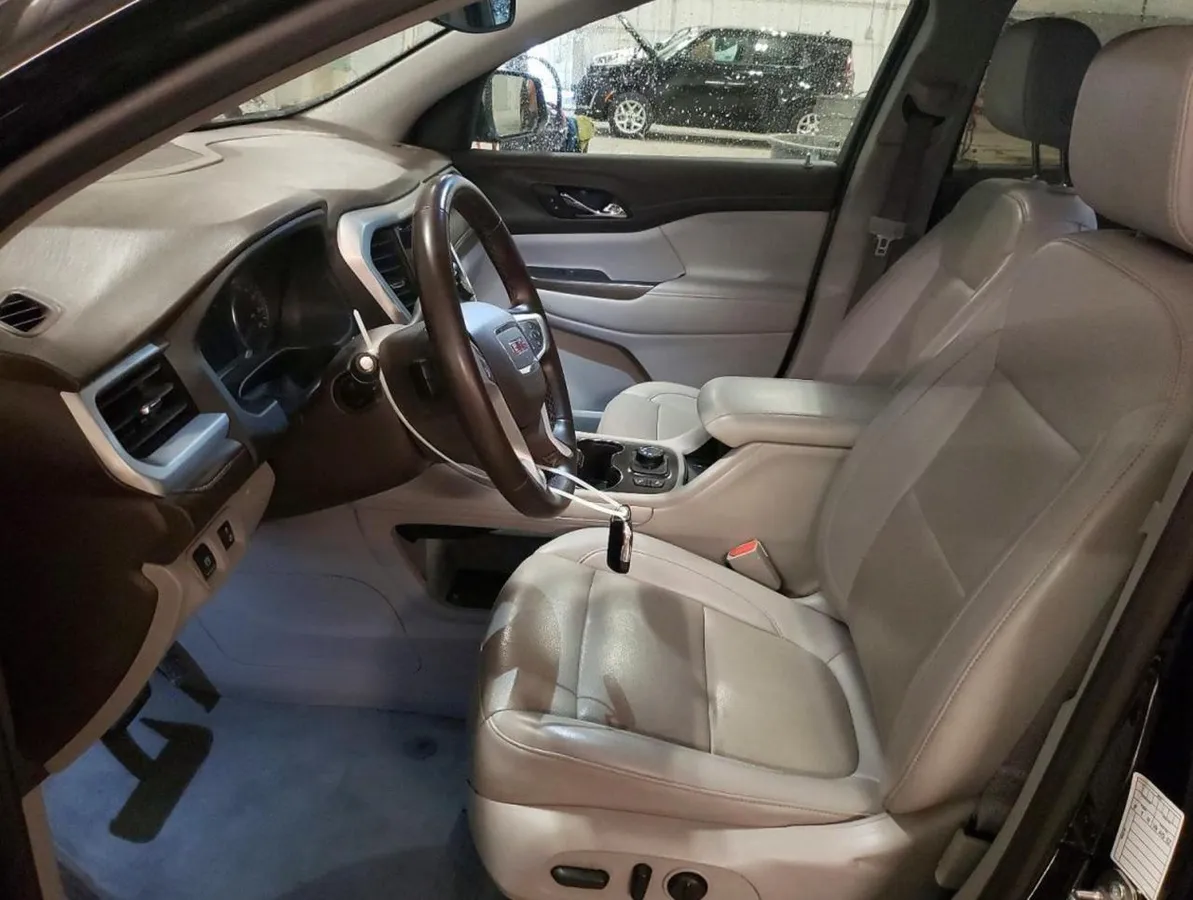 GMC ACADIA SLT 2023