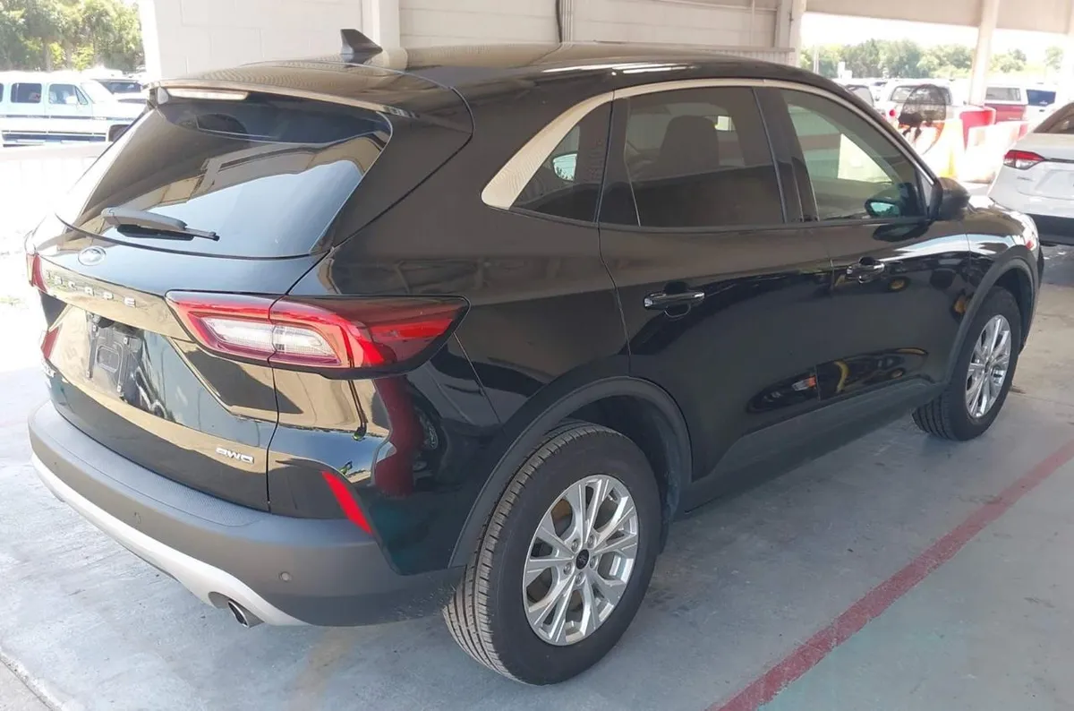 FORD ESCAPE ACTIVE 2023