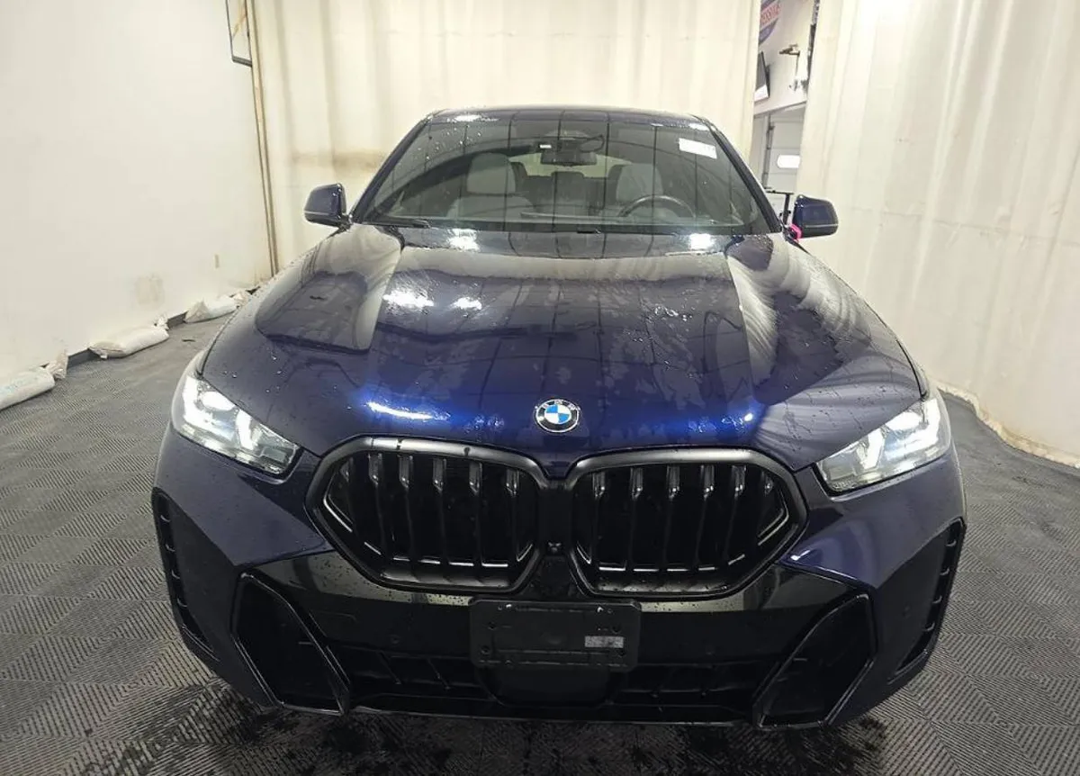 BMW X6 SPORTS ACTIVITY COUPE 2024