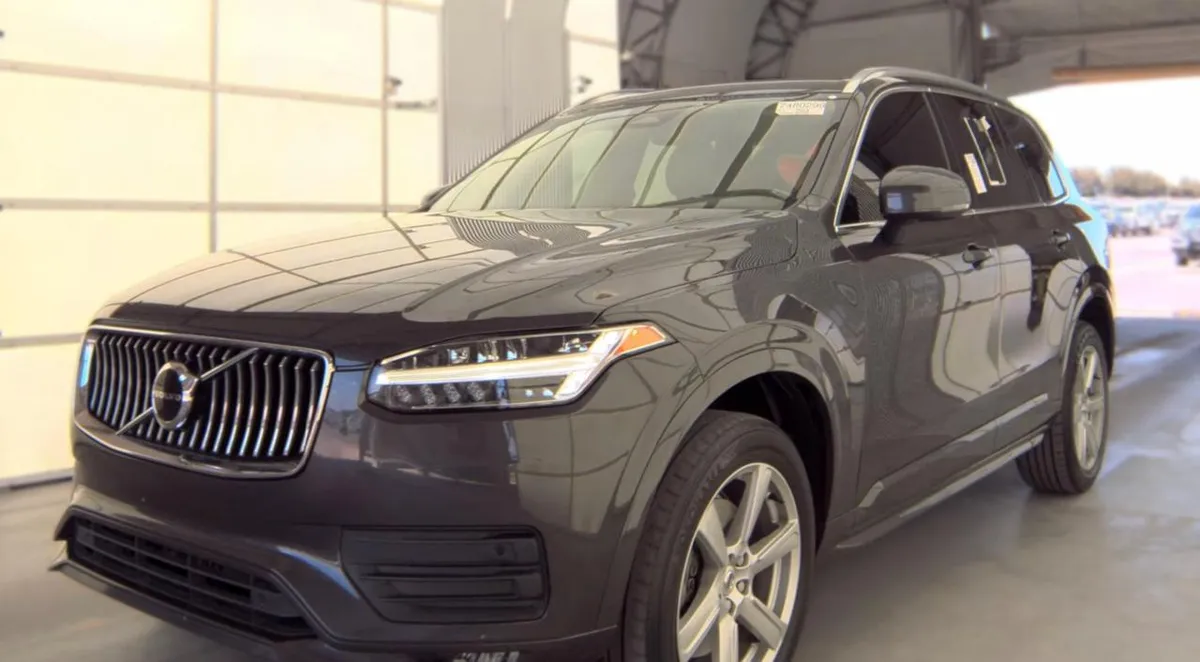 VOLVO XC90 B5 CORE 7-PASSENGER 2023